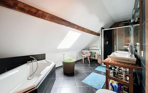 Maison à vendre    5 pièces •  Creuzier-le-Vieux