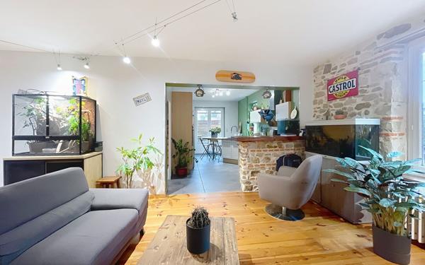 Maison à vendre    5 pièces •  Creuzier-le-Vieux