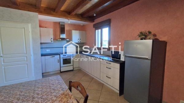 Maison avec habitation principale et un logement