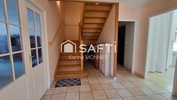 Maison avec habitation principale et un logement