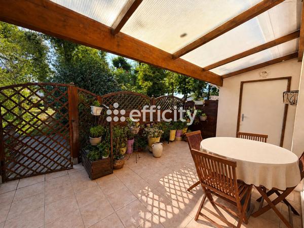 Maison
         3 pièces
        - 71 m² Exclusivité 276 780 € *