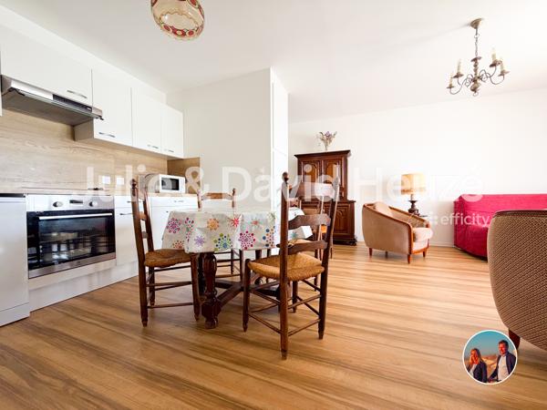 Appartement
         3 pièces
        - 65 m² 335 000 € *