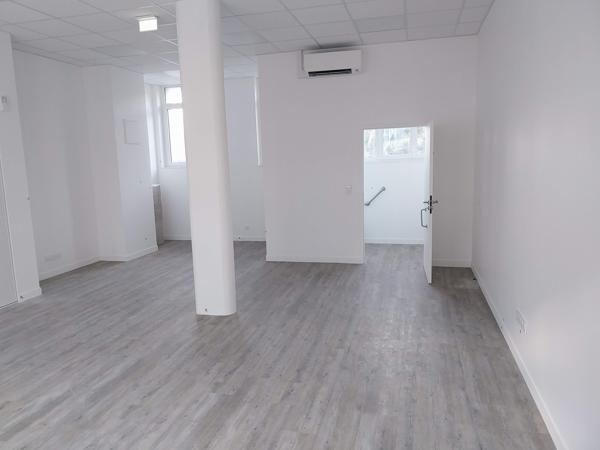 A LOUER - LOCAL COMMERCIAL - 45M2 - ST NAZAIRE