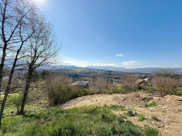 Terrain Viabilisé avec Permis de Construire à Fillinges