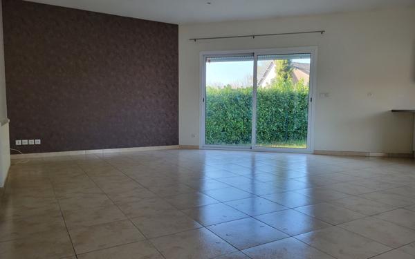 Maison à louer    4 pièces •  Saint-Père-sur-Loire