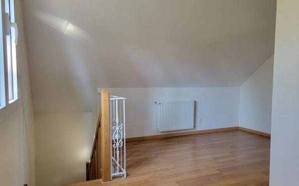 Maison à louer    4 pièces •  Saint-Père-sur-Loire