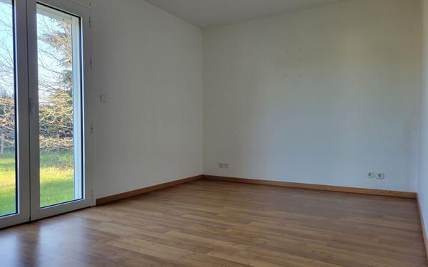 Maison à louer    4 pièces •  Saint-Père-sur-Loire