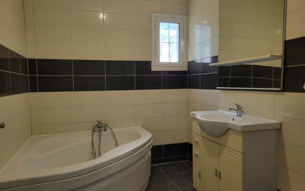 Maison à louer    4 pièces •  Saint-Père-sur-Loire