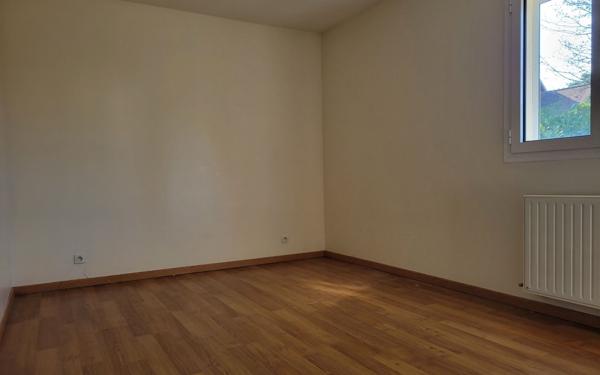 Maison à louer    4 pièces •  Saint-Père-sur-Loire