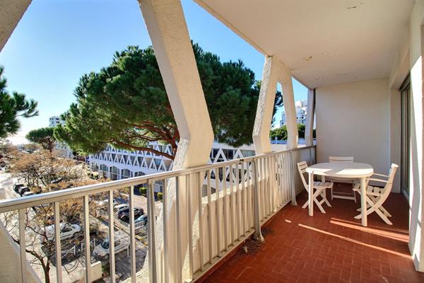 EXCLUSIVITÉ - T2 AVEC GRANDE TERRASSE, VUE MER & PARKING - LA GRANDE MOTTE