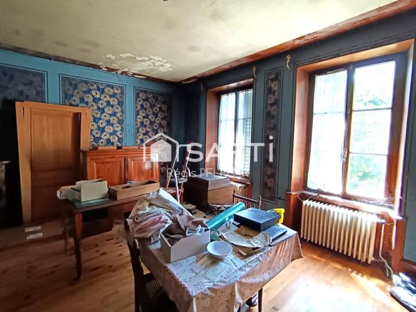 Ensemble immobilier mixte (habitation/industriel)