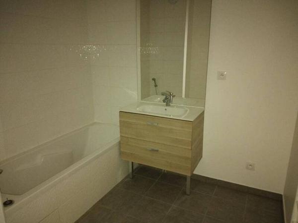 Appartement 3 pièces                                        - 69580 Sathonay-Camp Réf : 5678