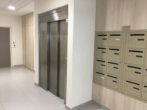 TOURS NORD BUREAUX A LOUER 785 M² NEUFS ERP PMR PARKINGS