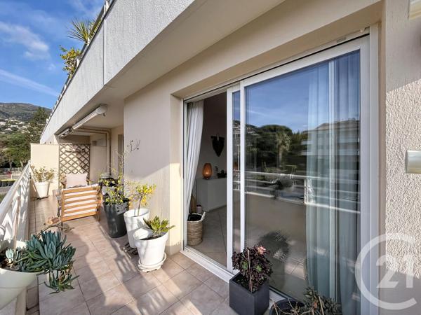 Appartement T3 à vendre  3 pièces - 60,14 m2 CAVALAIRE SUR MER - 83