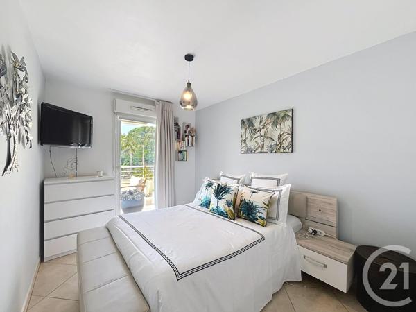 Appartement T3 à vendre  3 pièces - 60,14 m2 CAVALAIRE SUR MER - 83