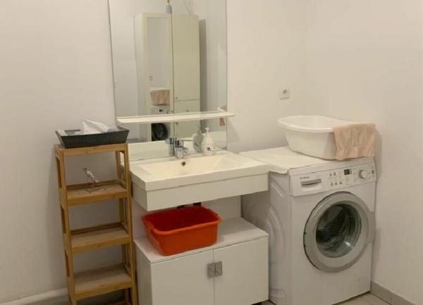 Appartement à vendre    3 pièces • 58,90 m2 Marseille 15