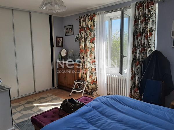 Maison d'exception à vendre à Boismé sur terrain spacieux et grande dépendance