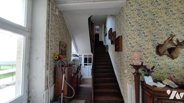 A vendre à VALENCE-EN-POITOU, COUHE (86), Une belle maison de ville de caractère