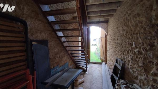 A vendre à VALENCE-EN-POITOU, COUHE (86), Une belle maison de ville de caractère