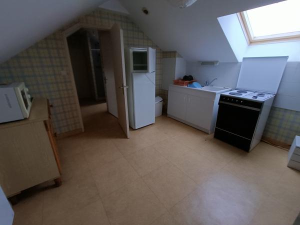 Immeuble eux logements avec terrain