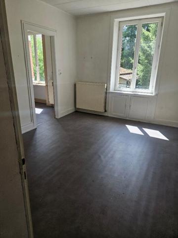 Appartement Rez de chaussée - Secteur calme - Granges Autmonzey