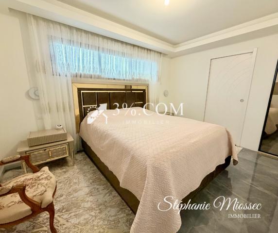 Maison 7 pièce(s) 5 chambre(s) 180 m²