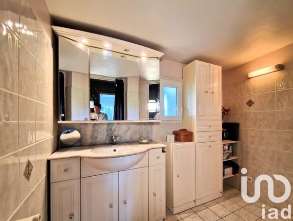 Maison à vendre 8 pièces 227 m² Châteaurenard