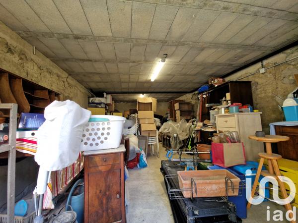 Maison à vendre 8 pièces 227 m² Châteaurenard