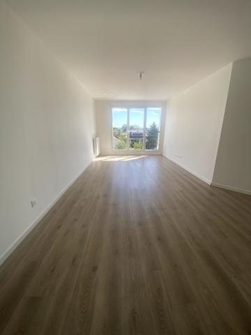 BEL APPARTEMENT 3 PIÈCES DANS UNE RÉSIDENCE RÉCENTE - LE BLANC MESNIL
