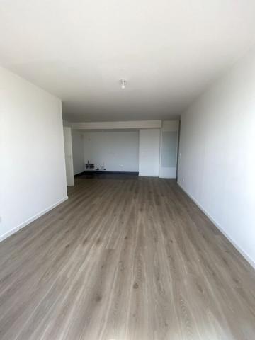 BEL APPARTEMENT 3 PIÈCES DANS UNE RÉSIDENCE RÉCENTE - LE BLANC MESNIL