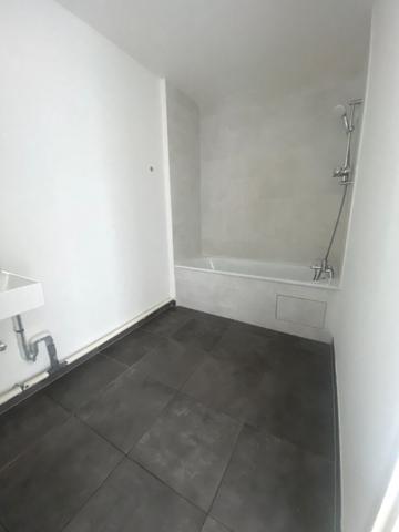 BEL APPARTEMENT 3 PIÈCES DANS UNE RÉSIDENCE RÉCENTE - LE BLANC MESNIL