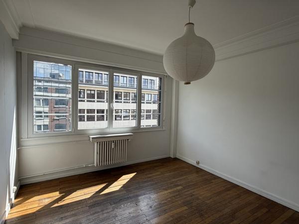 Appartement à louer à Lille Réf. L3512 1.290 € CC