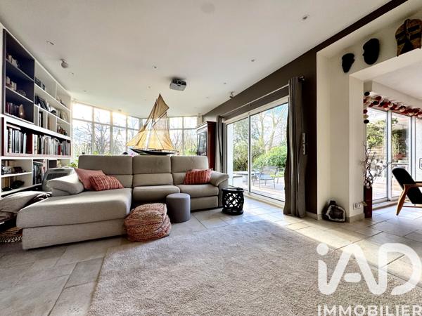 Maison à vendre 8 pièces 232 m² Bailly