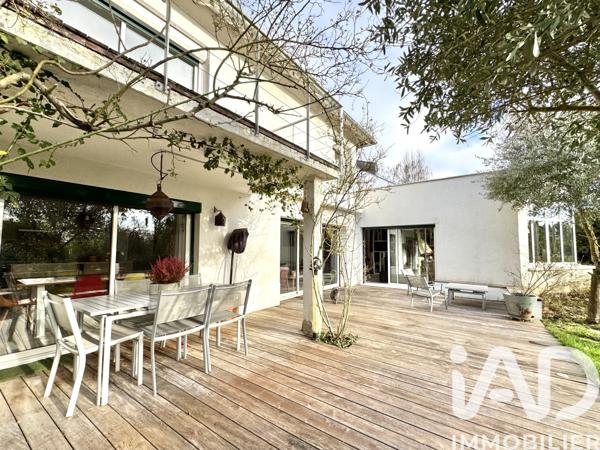 Maison à vendre 8 pièces 232 m² Bailly