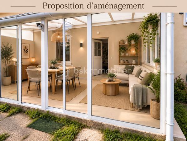 Située à 10 min de Crepy - en Valois cette maison de 83 m² habitables est implantée sur un terrain de 716 m².

Elle se compose au rez-de-chaussée d’une cuisine aménagée, d’une pièce de vie avec cheminée à foyer ouvert et d’une salle d’eau d’un wc et d’une véranda de 18 m2.

À l’étage, un palier dessert deux chambres, et d’un bureau.

La maison dispose également d’un grand garage de 50 m², d’une cave et de deux dépendances, offrant de belles possibilités de rangement, d’atelier ou d’aménagement.

Le terrain de 716 m² permet de profiter d’un bel espace extérieur et de l’aménager selon vos envies.

Des travaux sont à prévoir, mais la maison offre une belle base et un réel potentiel pour créer un intérieur à votre goût.

Un bien intéressant pour ceux qui recherchent une maison avec du terrain, des dépendances et de beaux espaces annexes, tout en ayant un projet de rénovation.

À découvrir très vite.