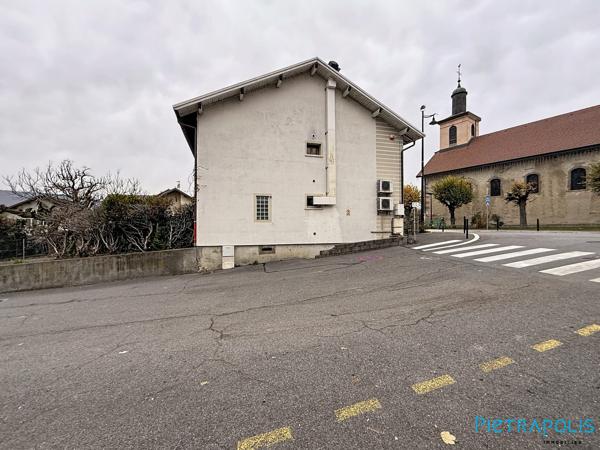 Immeuble de rendement de 328m2