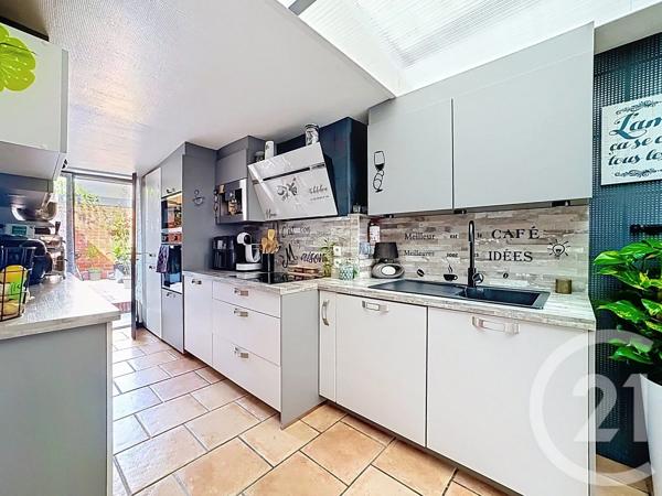 Maison à vendre  4 pièces - 87,27 m 2   TOURCOING  - 59