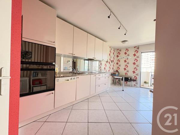 Appartement F2 Bis à vendre  3 pièces - 119,13 m 2   TOURCOING  - 59