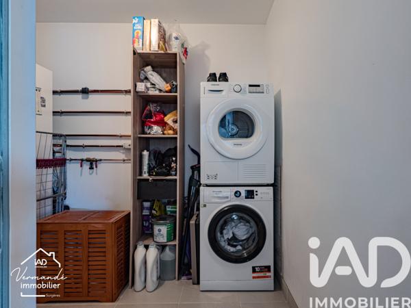 Maison à vendre 6 pièces 138 m² Saint-Saturnin-du-Bois