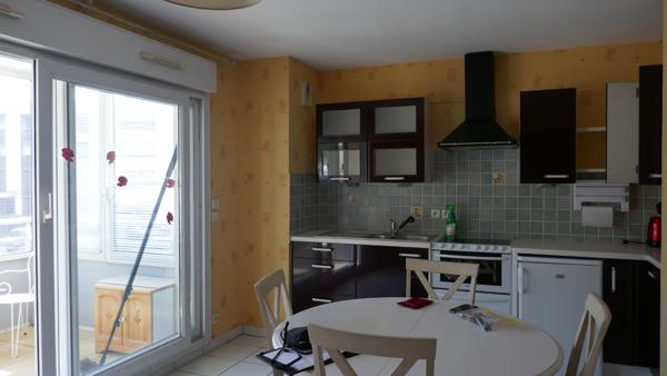 FAVERGES. APPARTEMENT T1BIS AVEC GARAGE ET PARKING PRIVATIF