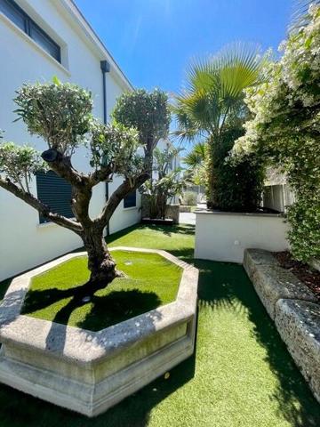 Saint-Aygulf-Var- rare propriété 343 m2 à 7mn des plages-Baisse de prix URGENT