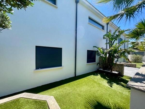 Saint-Aygulf-Var- rare propriété 343 m2 à 7mn des plages-Baisse de prix URGENT