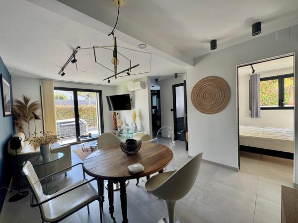 Saint-Aygulf-Var- rare propriété 343 m2 à 7mn des plages-Baisse de prix URGENT