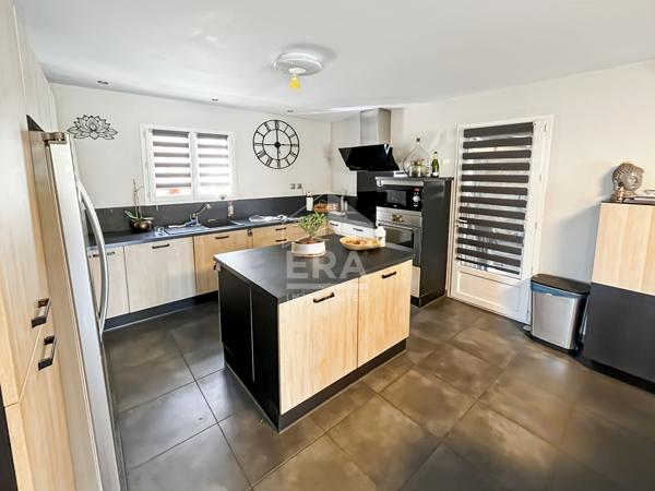 MARSEILLE 15EME - Maison T4 de plain pied de 89m2, sur une parcelle de 730m2
