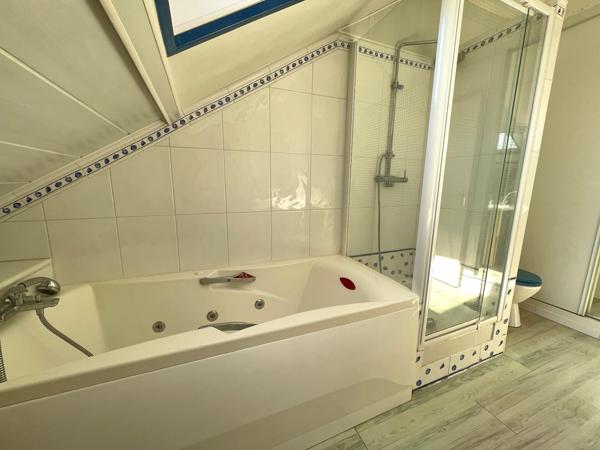 Appartement de 70m² (50m² CARREZ) dans une belle propriété au calme