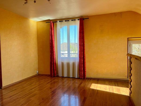 Appartement de 70m² (50m² CARREZ) dans une belle propriété au calme