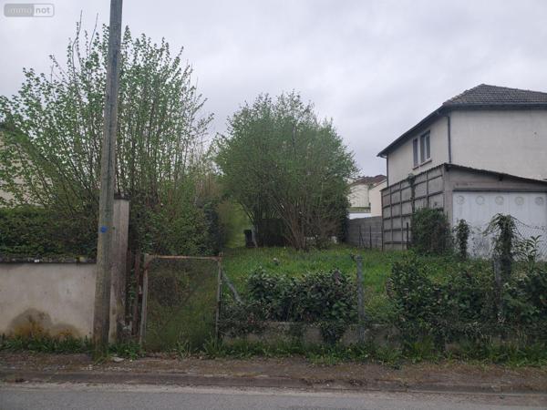 Terrain à Batir à vendre à Guéret en Creuse (23000), ref : 10986/748