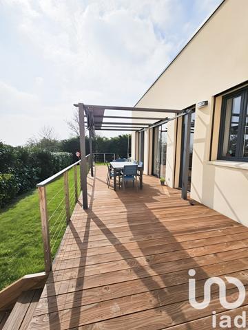 Maison 4 pièces de 105 m² à Vaux-sur-Seine (78740)