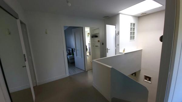 SAINT AVERTIN - 37550 - 5 MIN DE TOURS - ENTIÈREMENT RENOVÉE - GRANDE TERASSE - CUISINE TOUTE EQUIPÉE ET AMENAGÉE