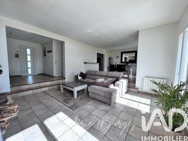 Maison à vendre 5 pièces 120 m² Lorrez-le-Bocage-Préaux